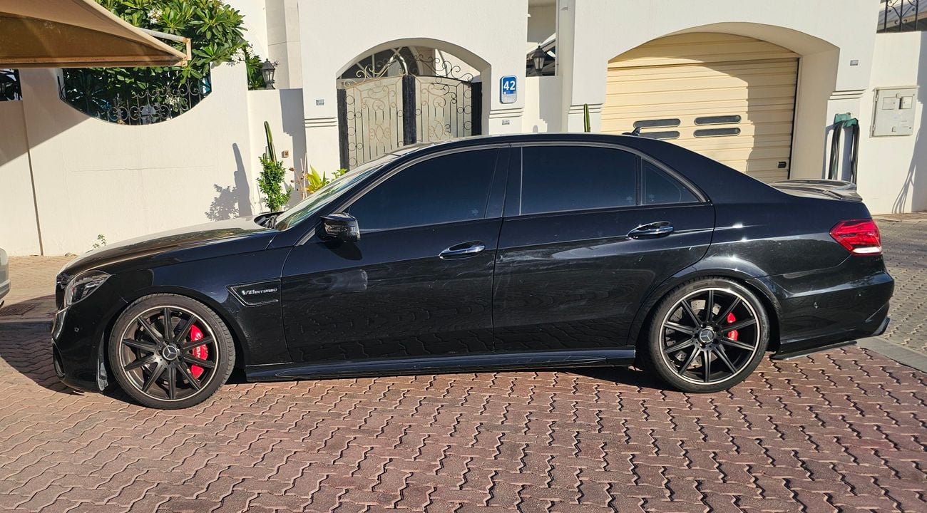 Mercedes Benz E63 AMG