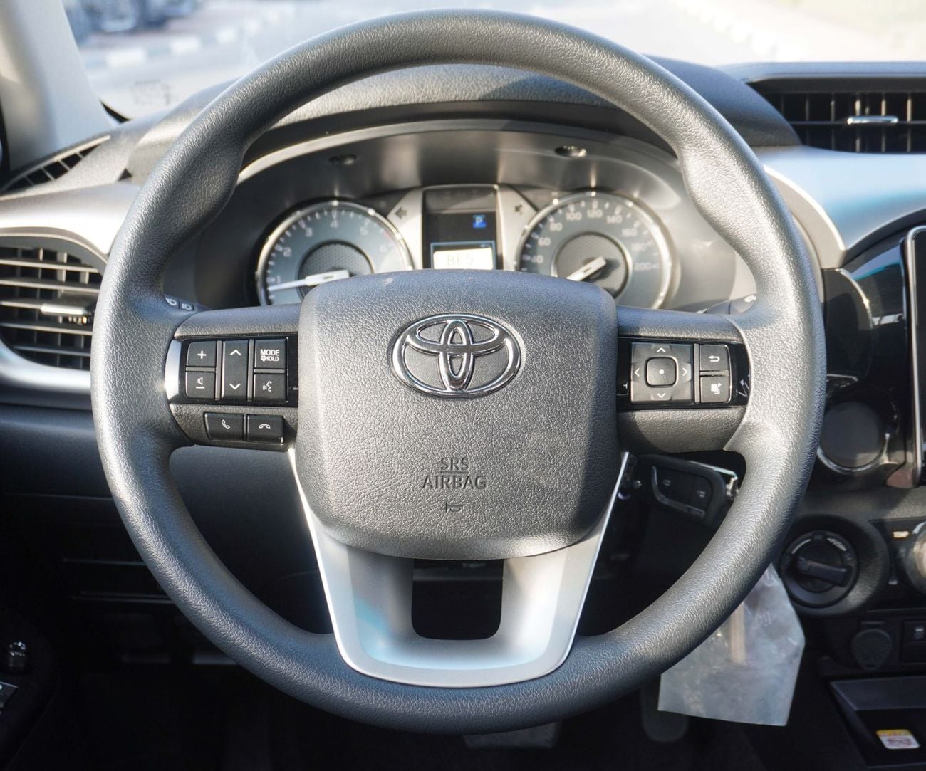 Toyota Hilux 4X4 2.7 A/T DOUBLE CAB