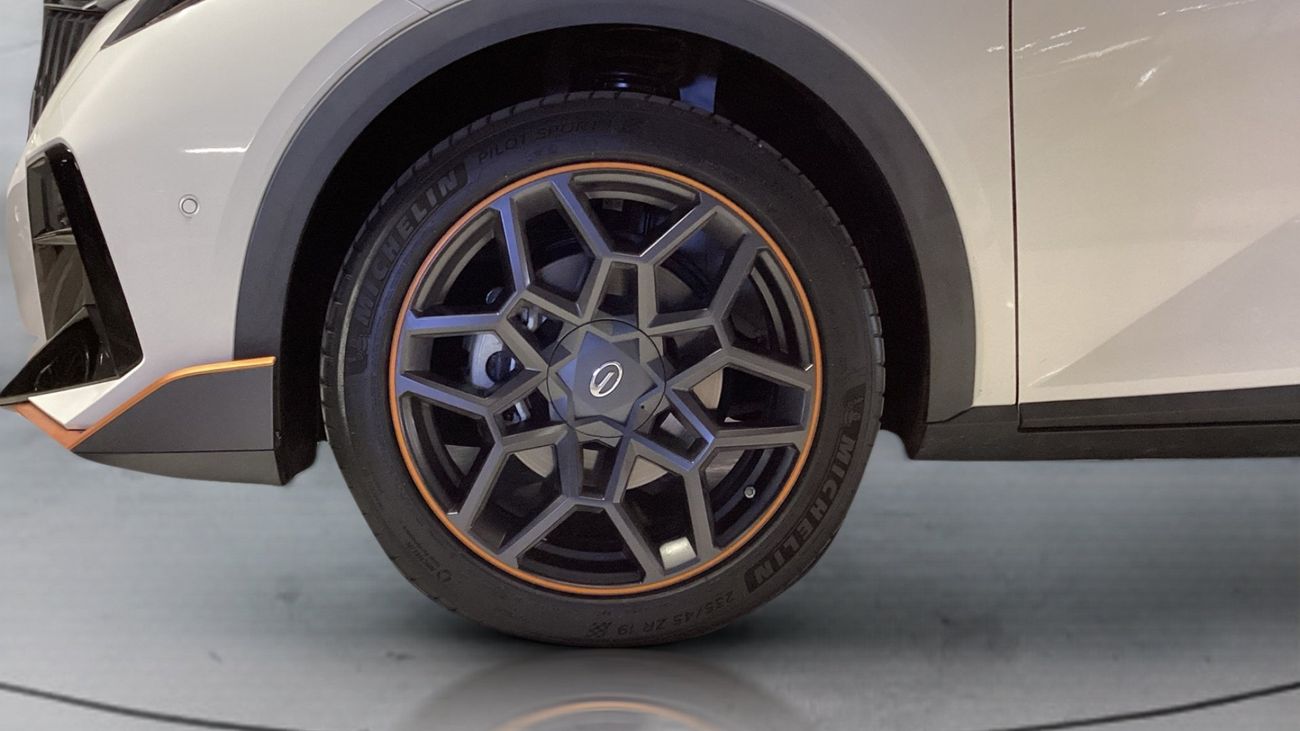 جي إي سي GS3 إمزوم Sport+ | شامل الضمان | 0 ﺪﻔﻋﺓ ﺃﻮﻟﻯ