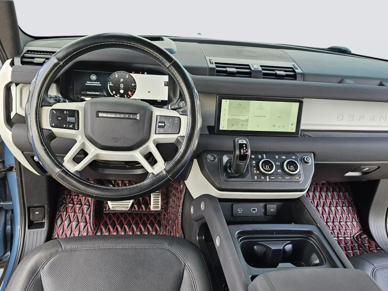 Land Rover Defender D300 Lhd 3.0L Diesel engine 4WD Automatic Gear 5seats 5 Doors