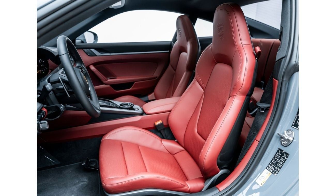 Porsche 911 Carrera 3.0L (380 HP) Coupe 2024 Porsche Carrera, 2026 Porsche Warranty, Aero Kit, Very Low KMs, GCC