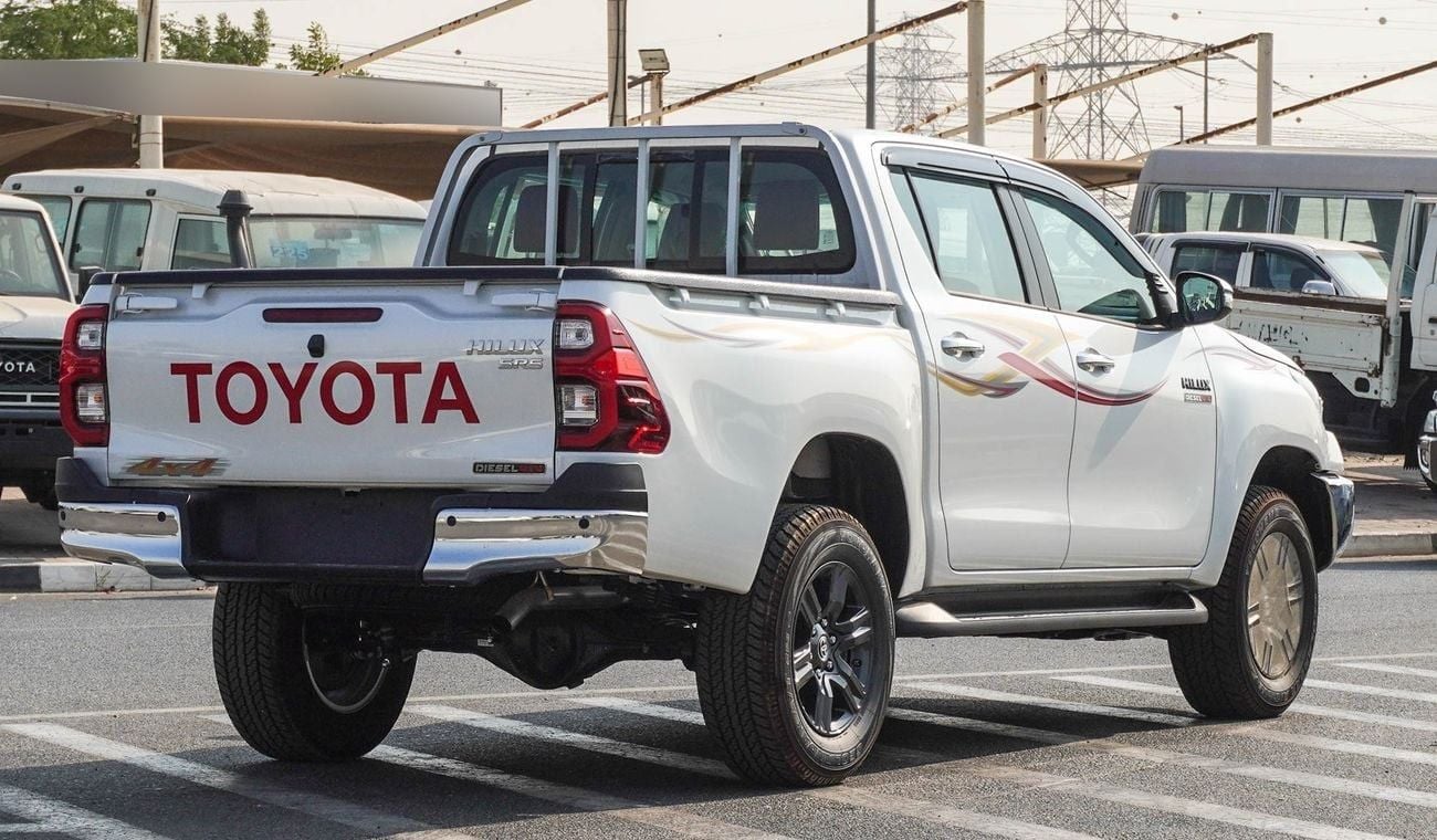 Toyota Hilux SR5. 2.4L 4WD A/T