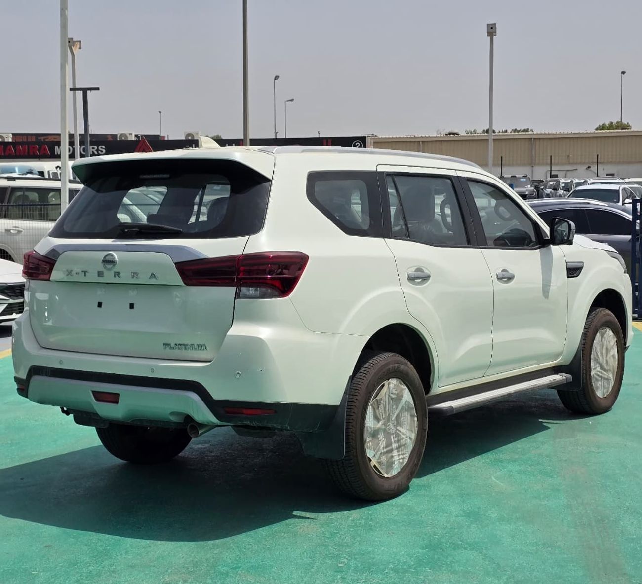 نيسان إكستيرا Platinum 2.5L AWD