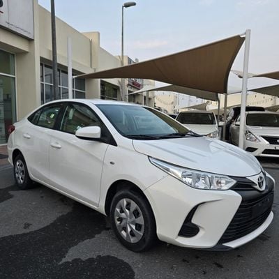 تويوتا يارس E 1.5L