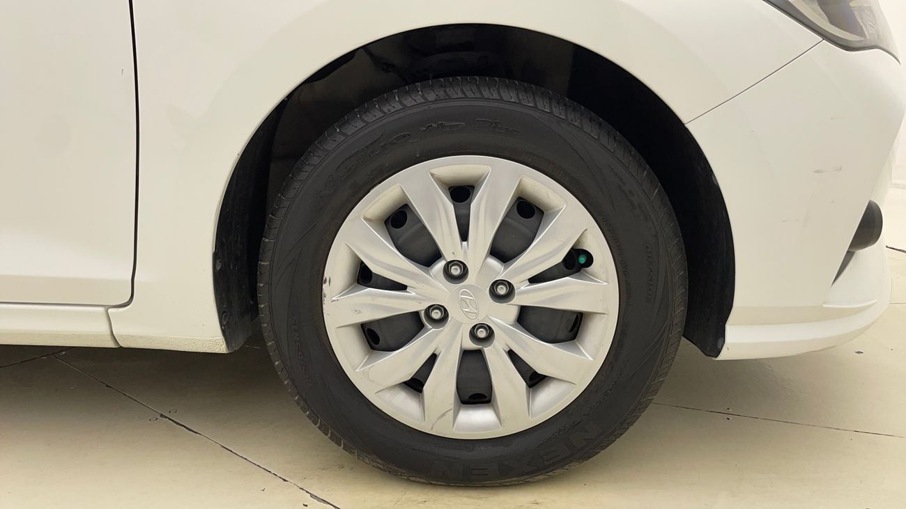 Hyundai Accent SMART 1.6 | Zero Down Payment | Home Test Drive