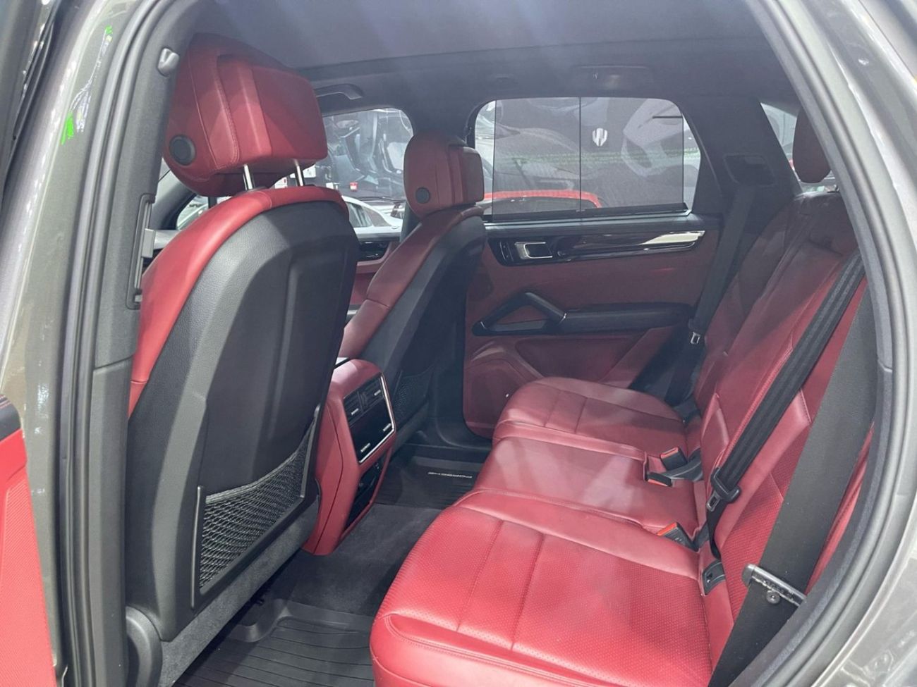 Porsche Cayenne Base Coupe