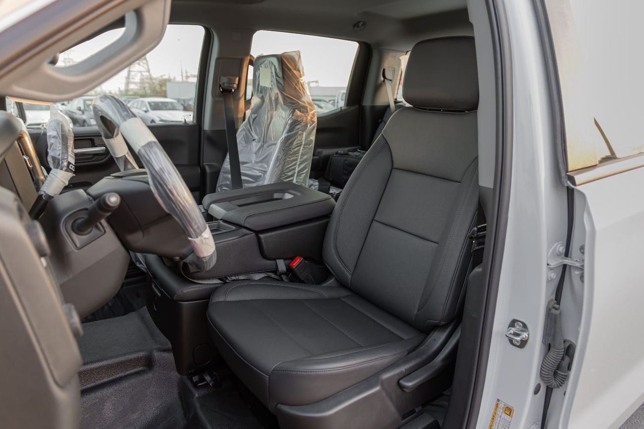 Chevrolet Silverado CHEVROLET SILVERADO | V8 5.3L | 4WD | GCC | 2025  (Export)
