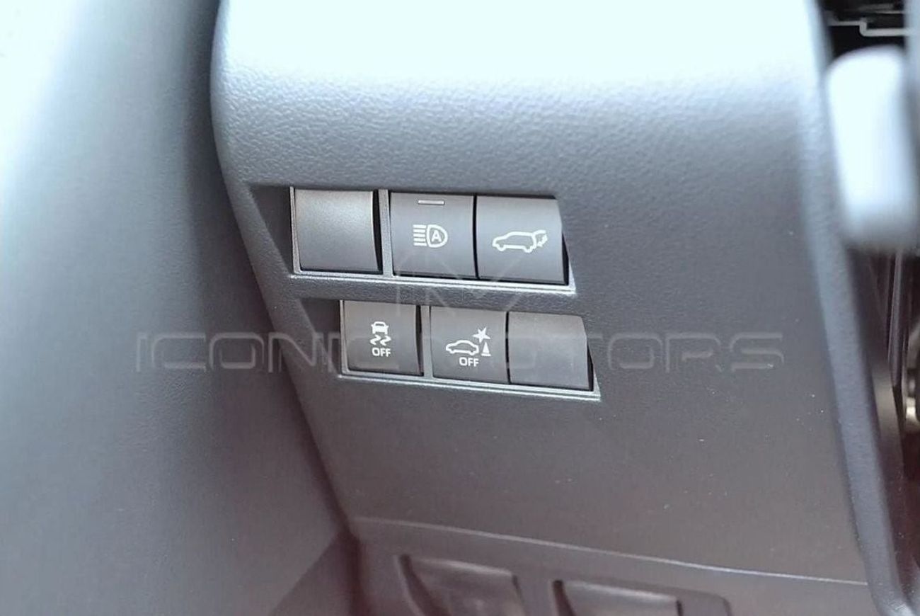 تويوتا لاند كروزر 3.3L DIESEL GR SPORT, RADAR