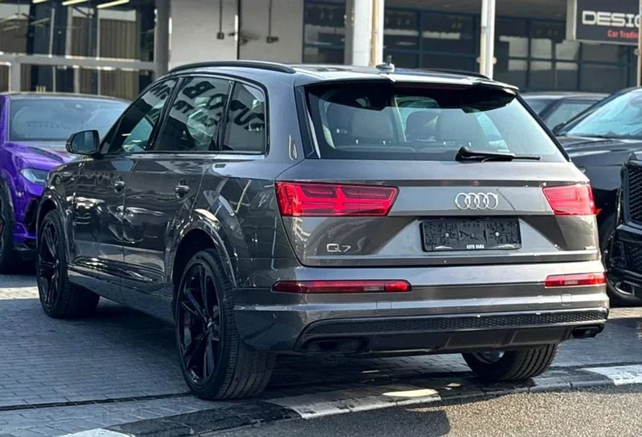 Audi Q7 45 TFSI quattro S-Line 3.0L
