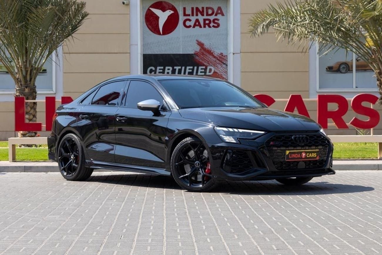 أودي RS3 TFSI quattro 2.5L Sedan Audi RS3 TFSI Quattro 2022 GCC under Warranty with Flexible Down-Payment.