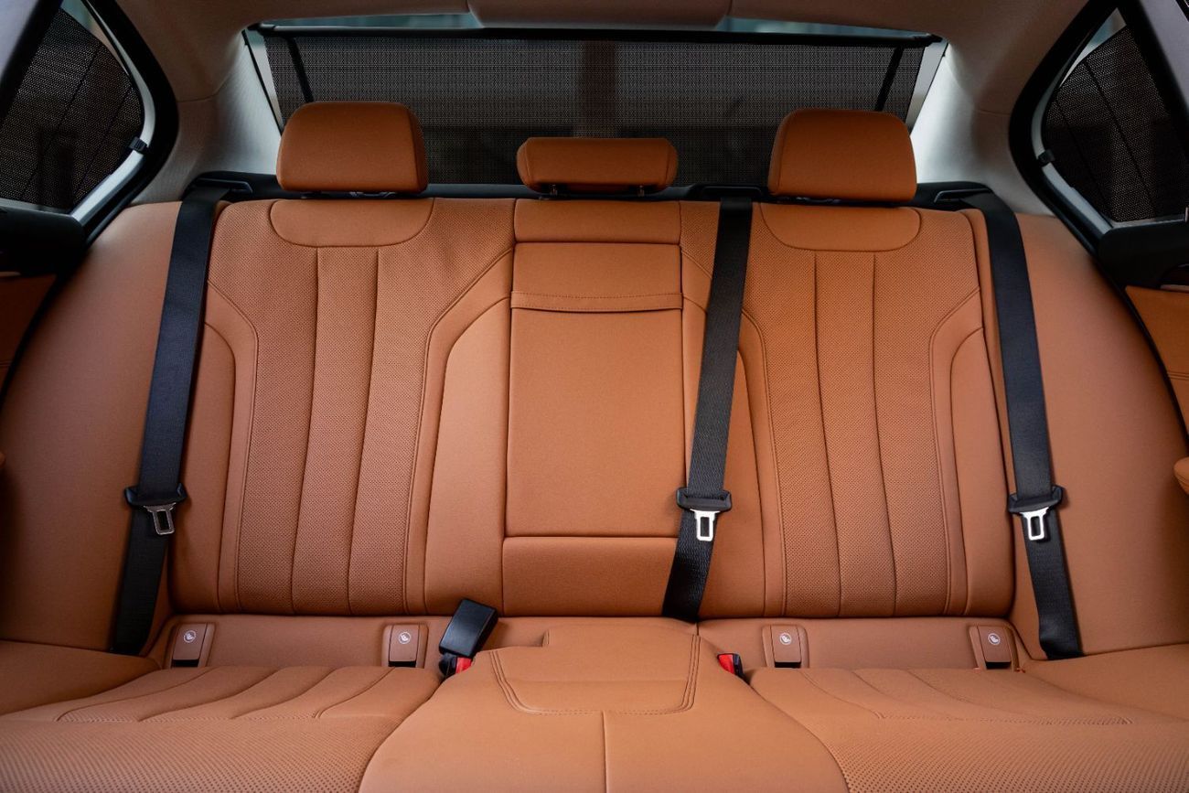 BMW 520i 520i | 2,330 P.M  | 0% Downpayment | Service History!