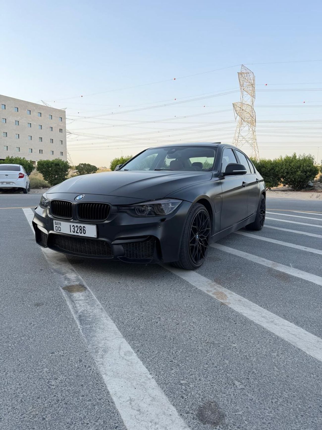 BMW 330e BMW
