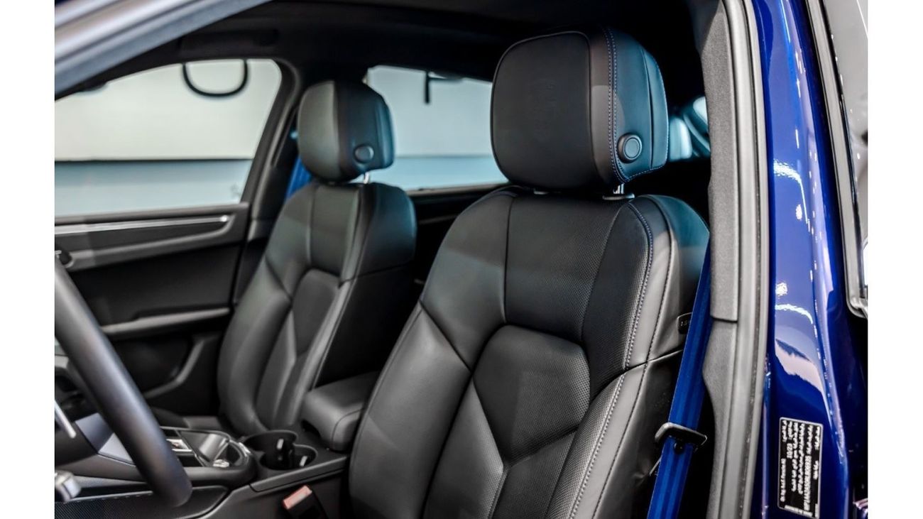 Porsche Macan 2024 Porsche Macan, 2026 Porsche Warranty, Sports Exhaust, Low KMs, GCC