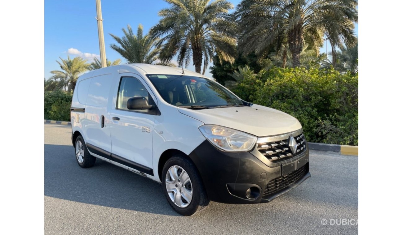 Renault Dokker Std RENAULT DOKKEF model  2018 GCC Excellent Conditio  Very celen