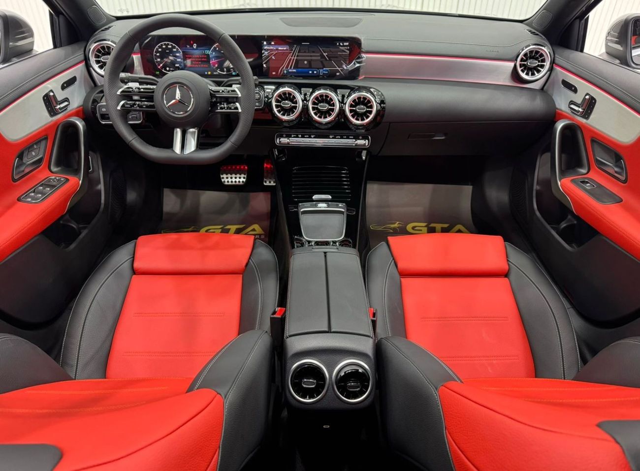 مرسيدس بنز A 200 AMG *Brand New* 2024 Mercedes Benz A200, 5 Years Mercedes Warranty, Delivery Kms, GCC