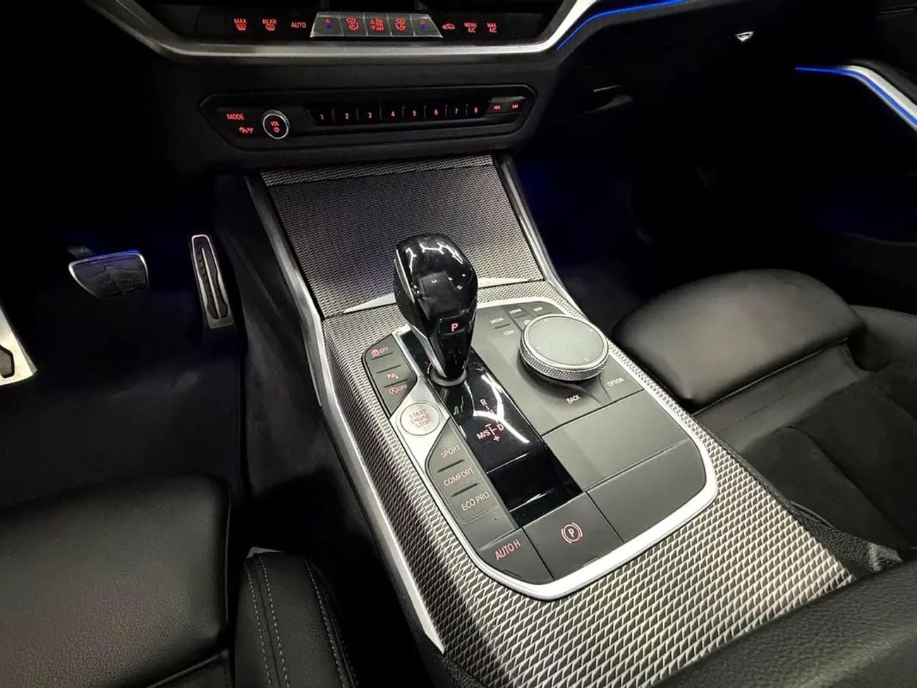 BMW 330i Exclusive 2.0L (255 HP)