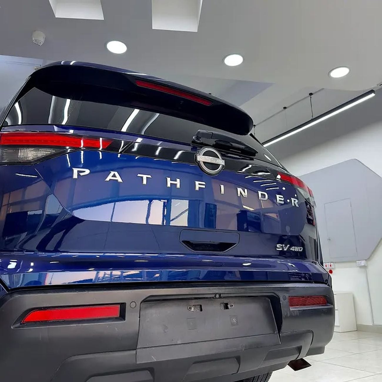 نيسان باثفايندر SV 3.5L AWD (7 Seater) SV