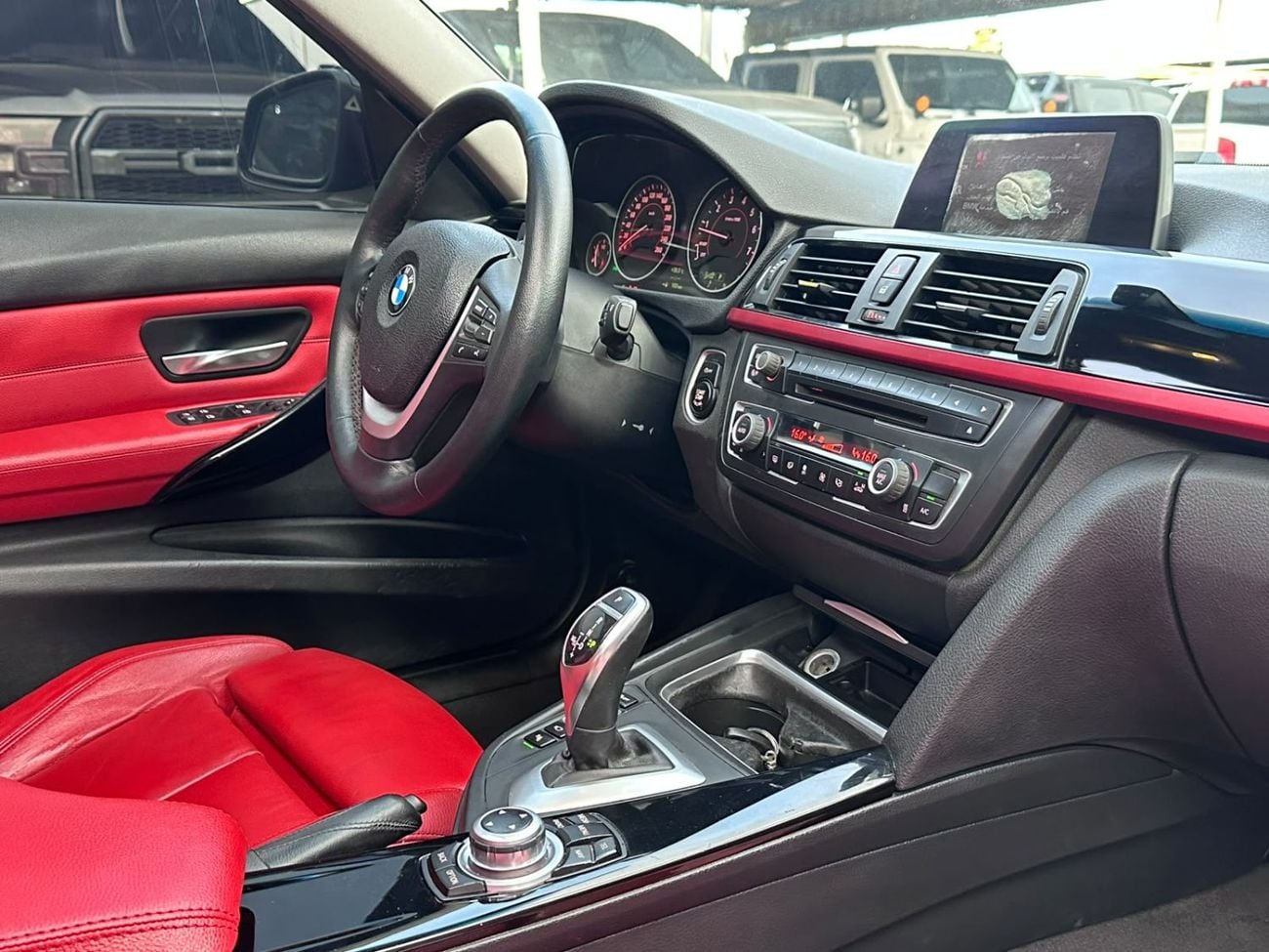 BMW 335i SPORT