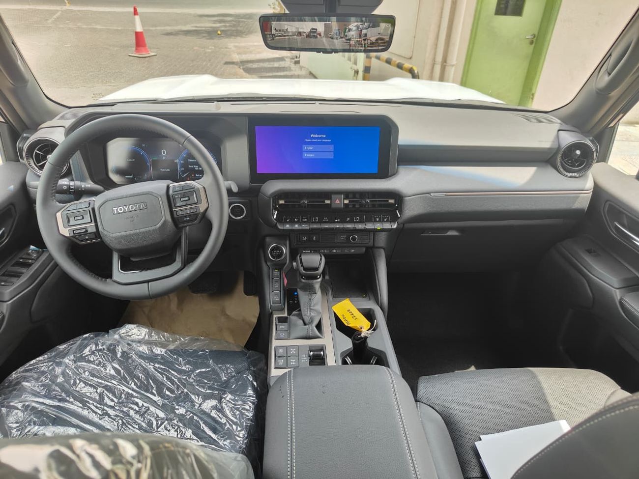 Toyota Prado 2025 Toyota Prado Adventure with Sunroof J250 7-Seater 2.8L Turbo Diesel A/T 4WD Only For Africa