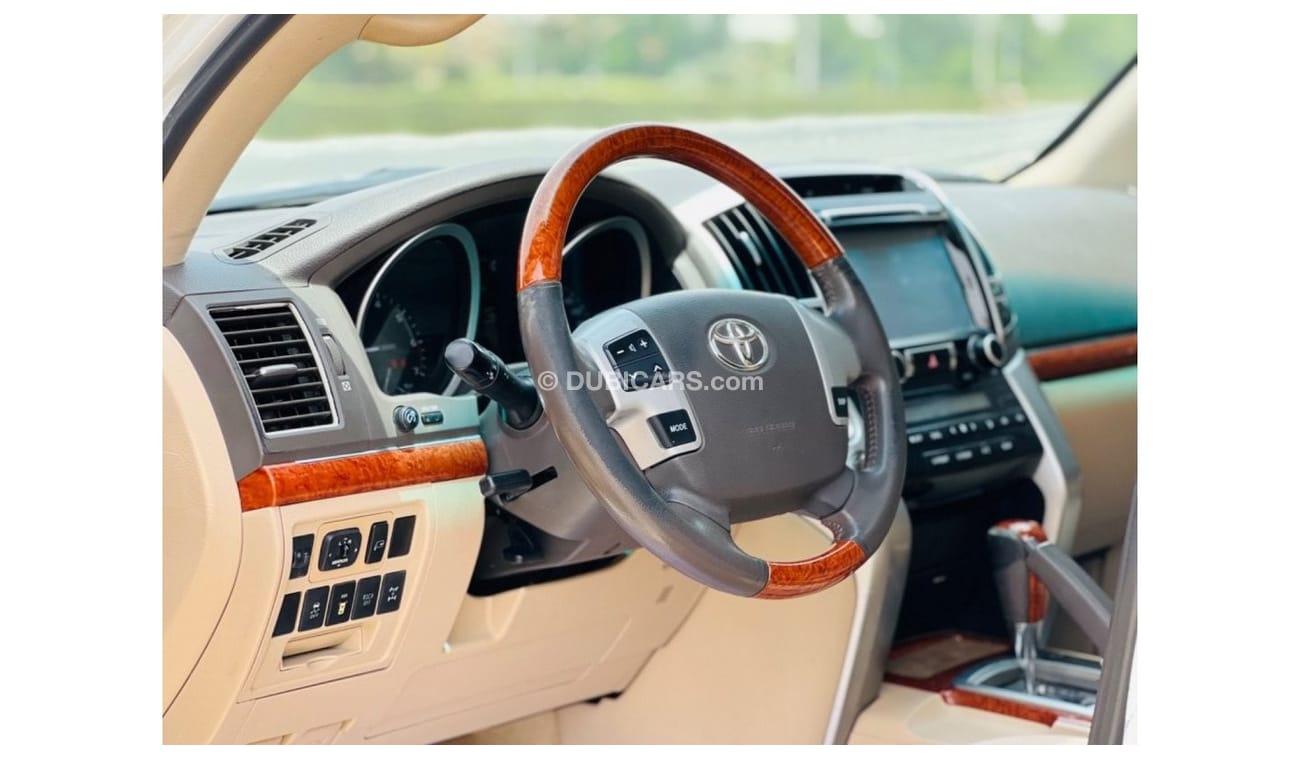 Toyota Land Cruiser Vxr 5.7