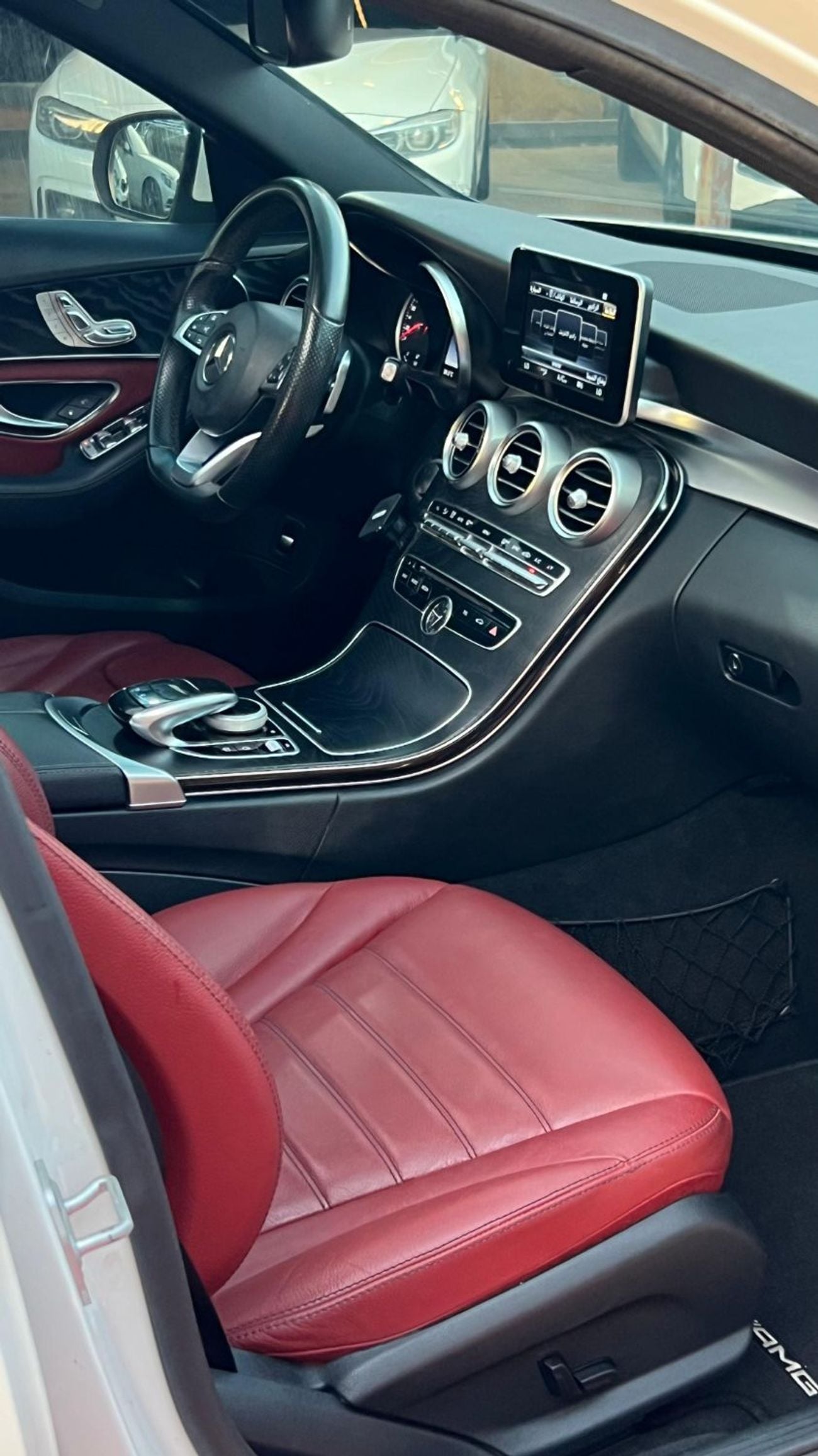 مرسيدس بنز C 200 AMG