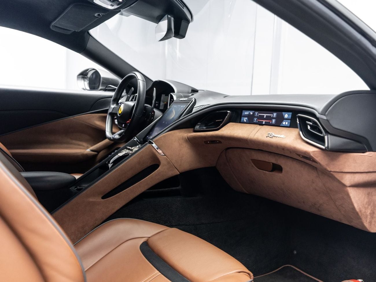 فيراري روما STD BUY NOW, PAY 2027 | THE BLACKLINE STANDARD | Ferrari Warranty + Service Contract, GCC