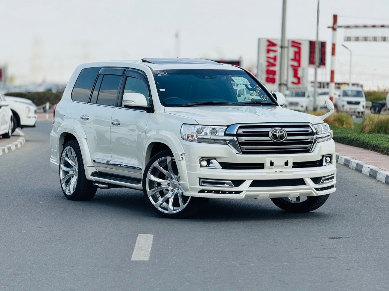 تويوتا لاند كروزر Zx wald edition top of the range