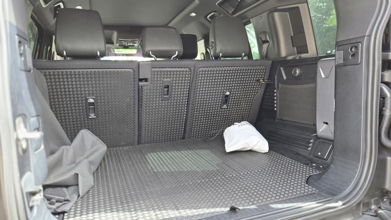 لاند روفر ديفندر P400 90 SE 3.0L (5 Seater)
