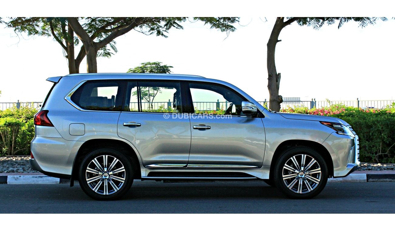 Lexus LX 570 TITANIUM COLOR - 3 YEARS WARRANTY AL FUTTAIM