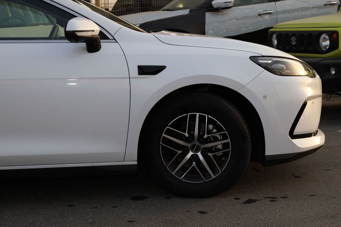 BYD Seal 05 DM-i BYD Seal 05 DM-i 55km Premuim Edition SMART