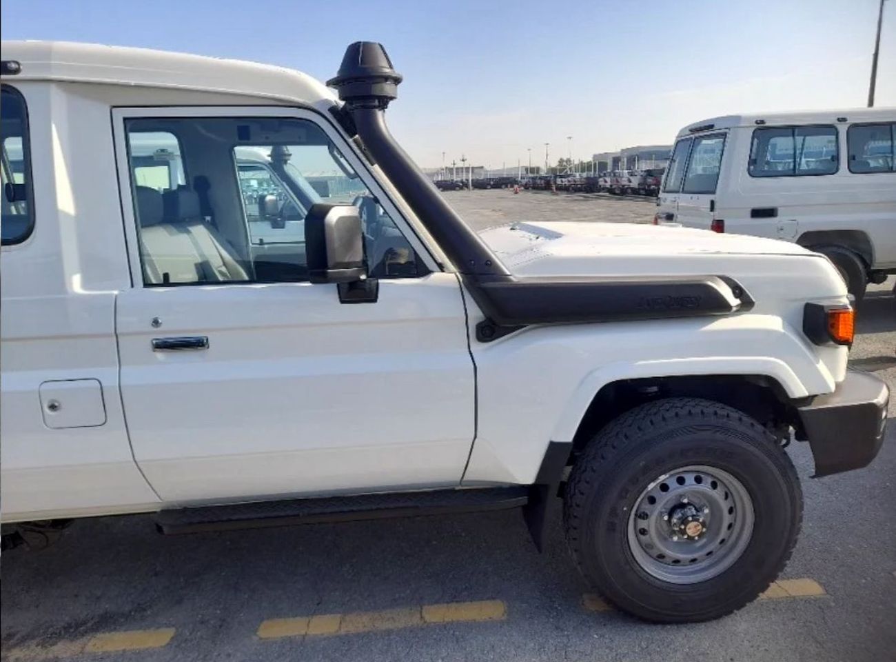 Toyota Land Cruiser 70 TOYOTA LAND CRUISER LC78 4.2D MT 2024