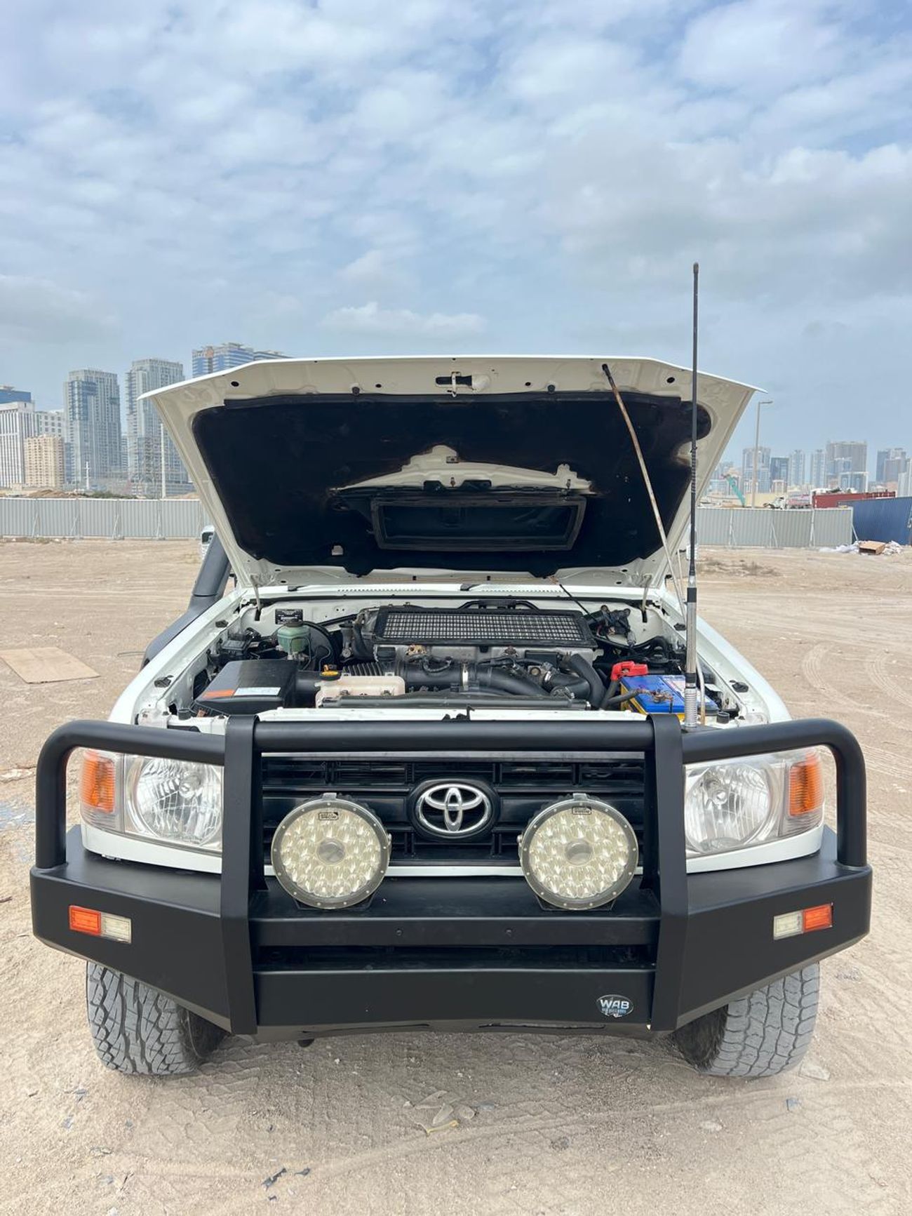 تويوتا لاند كروزر بيك آب RIGHT HAND VEHICLE ONLY FOR EXPORT 4.5L 4WD DIESEL MT