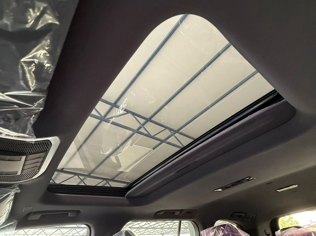 Toyota Land Cruiser 2026 LAND CRUISER 300 VX-HIGH 3.5 HYBRID TWINTURBO MHEV **EXPORT ONLY**التصدير فقط خارج الخليج***