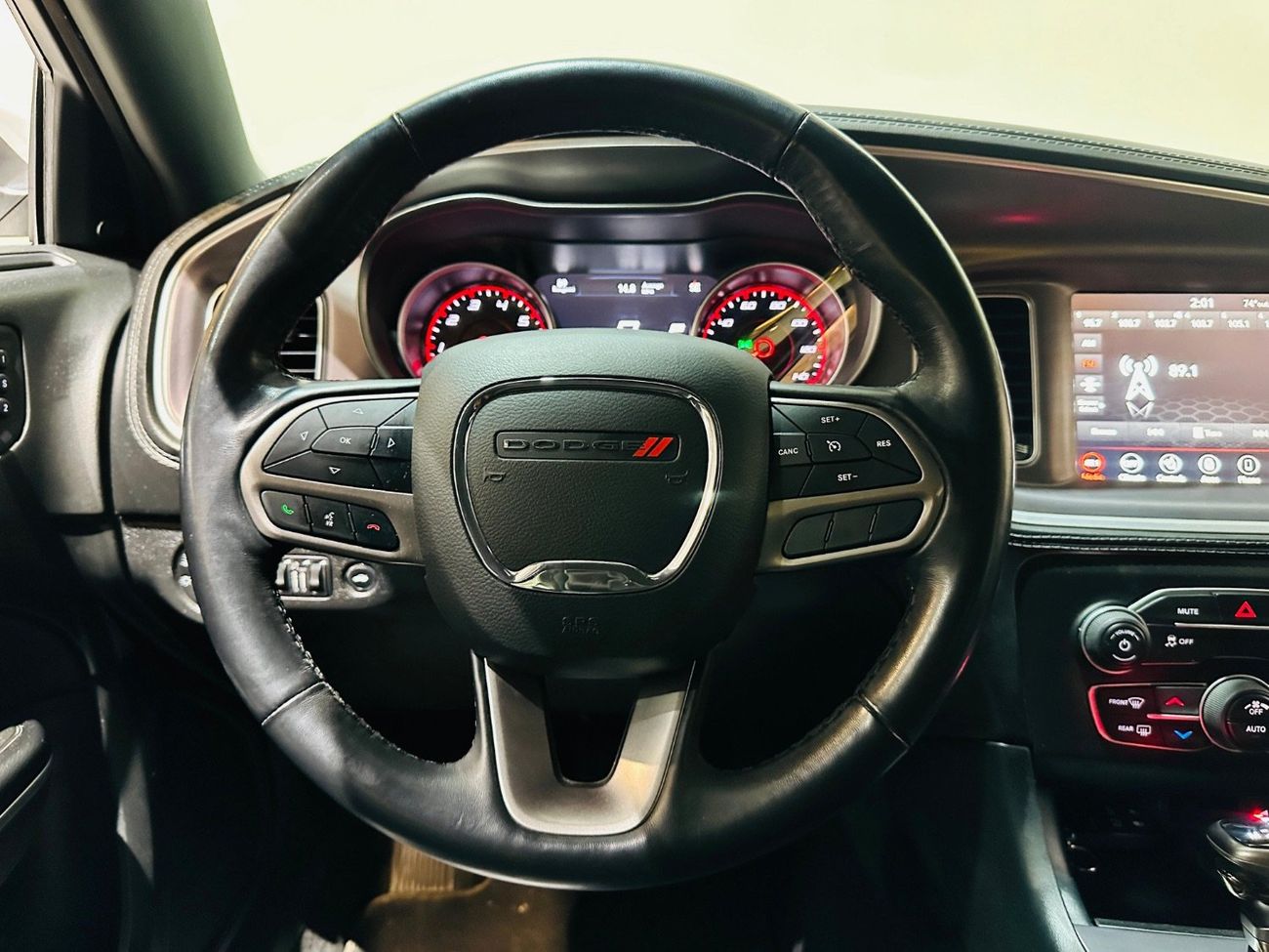 Dodge Charger SXT Plus 3.6L