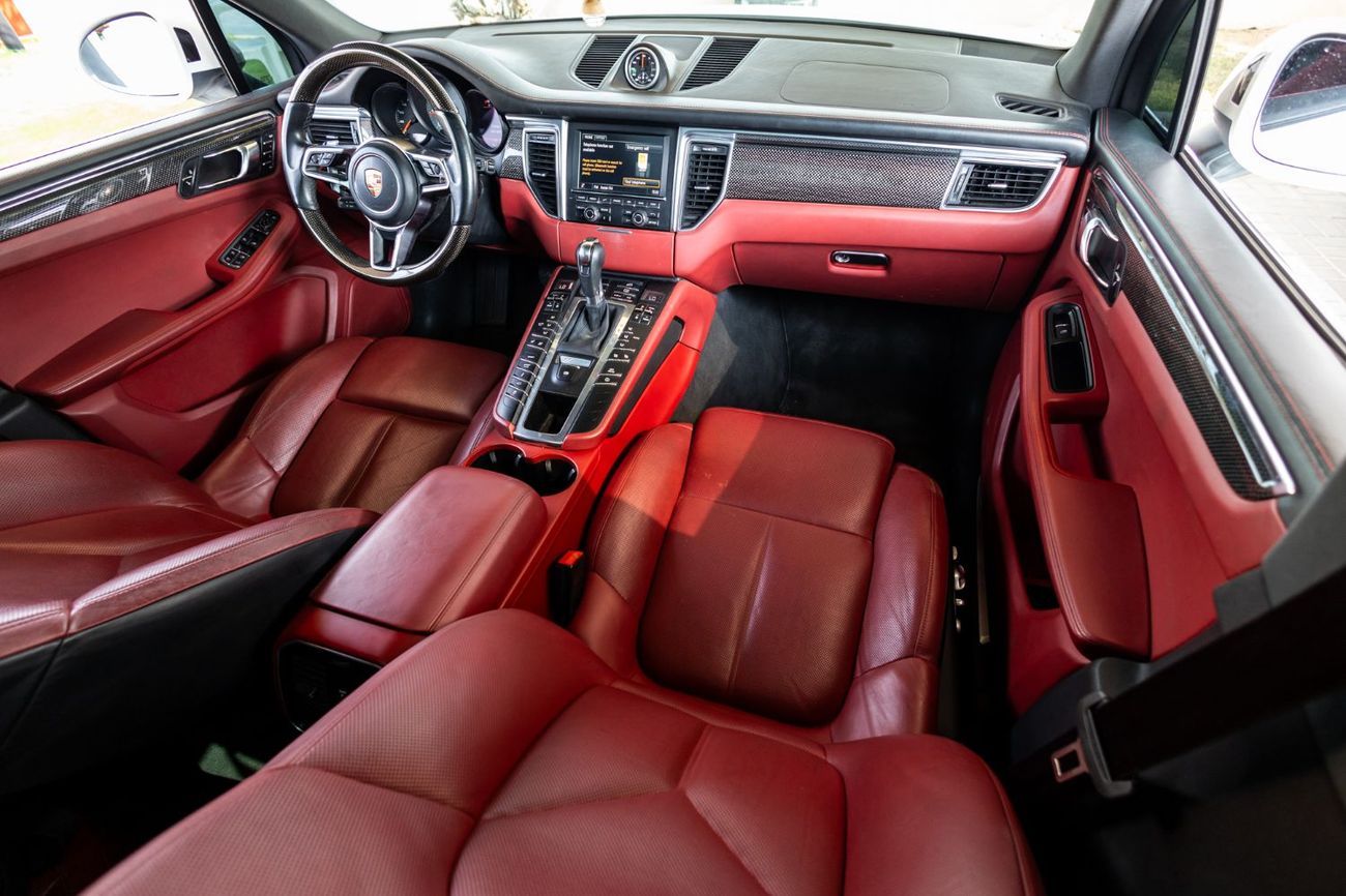 Porsche Macan S 3.0L (340 HP)