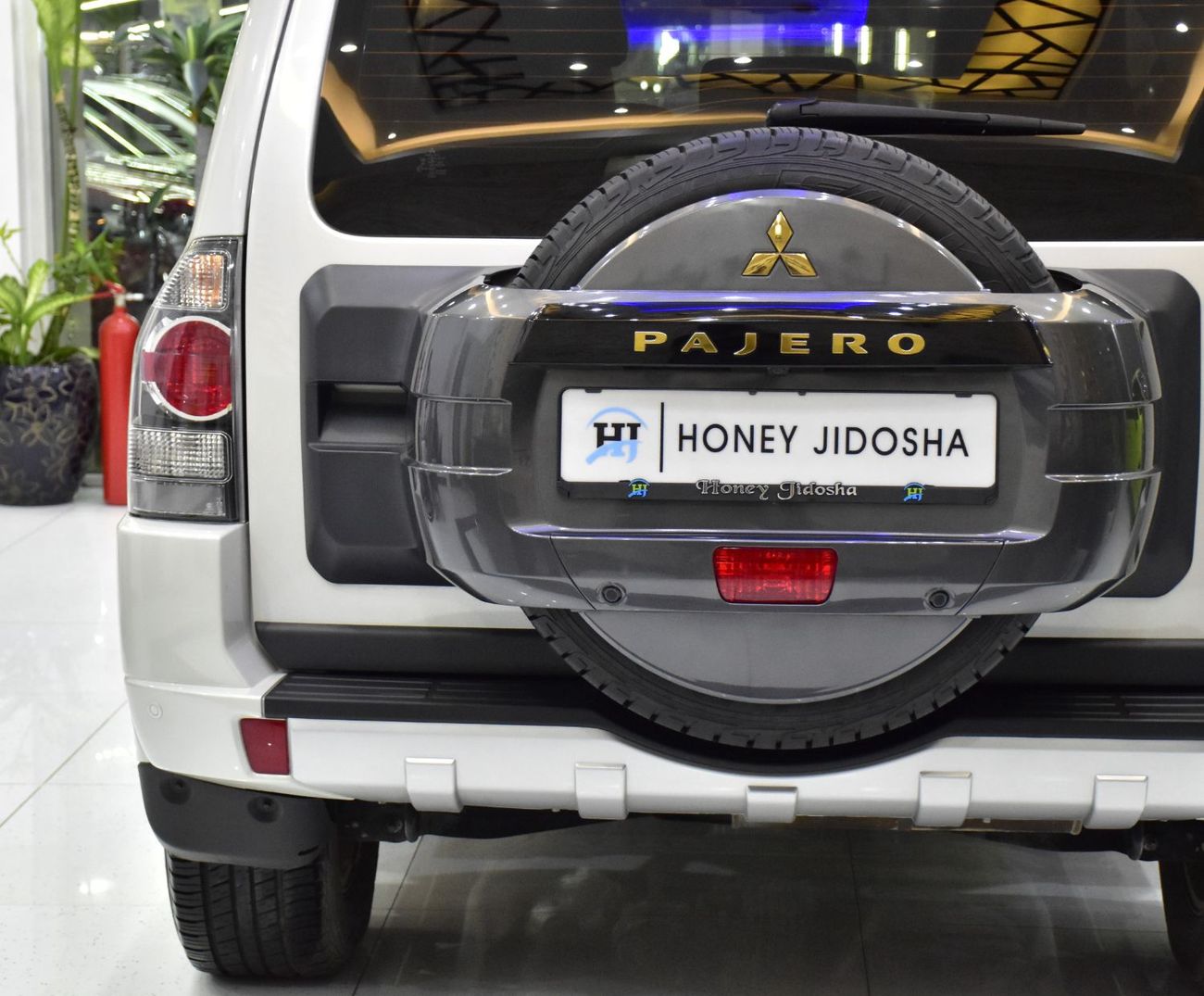 Mitsubishi Pajero EXCELLENT DEAL for our Mitsubishi Pajero GLS 3.8L 3 Doors ( 2018 Model ) in White Color GCC Specs