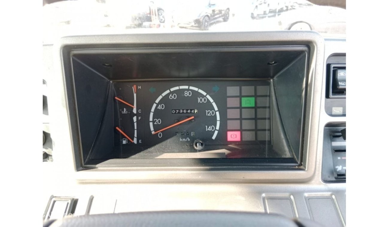 Toyota Coaster TOYOTA COASTER BUS RIGHT HAND DRIVE(PM1663)