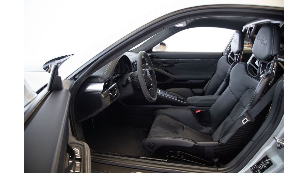 Porsche 911 GT2RS WEISSACH