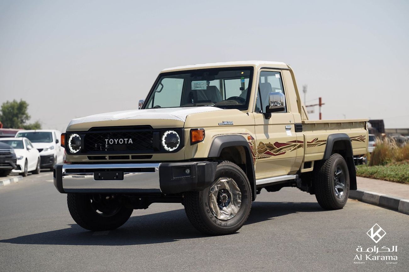 Toyota Land Cruiser Pick Up Toyota Land Cruiser Pick Up | 2.8L | LX Diesel | Rear camera | Diff Lock | Cruise Control | GCC | 20
