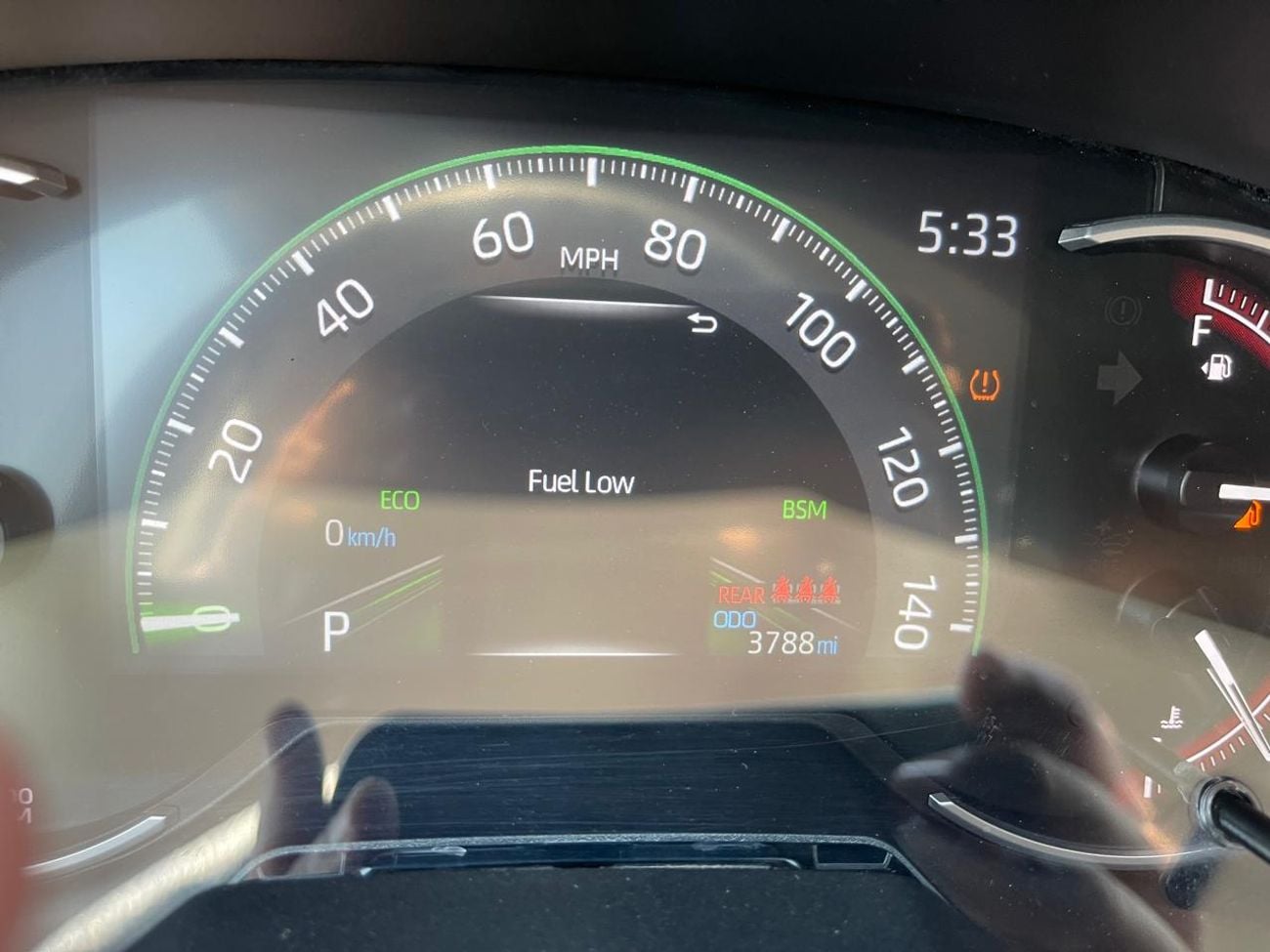 تويوتا راف ٤ Left Hand Petrol ,2.5 liter ,Only For Export