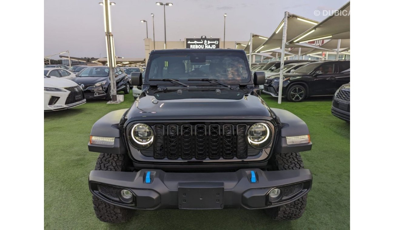 جيب رانجلر JEEP WRANGLER 2024 HYBRID 4/4 WILLYS  ALSO CHARGING WIRES AVALIBLE CAR IS CLEAN SAME LIKE  NEW ZERO