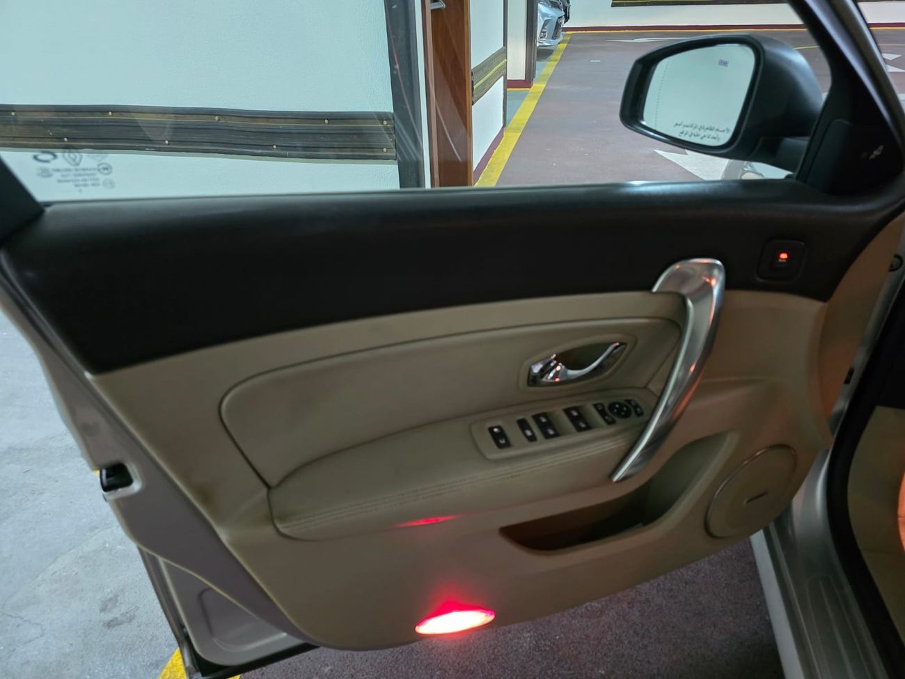 Renault Safrane 3.5 V6 FWD