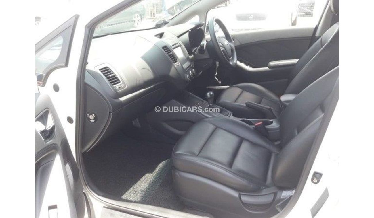 كيا فورتي KIA FORTE RIGHT HAND DRIVE (PM1137)