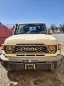 Toyota Land Cruiser 70 TOYOTA LAND CRRUISER LC79 DC 2.8L AT FULL OPTION
