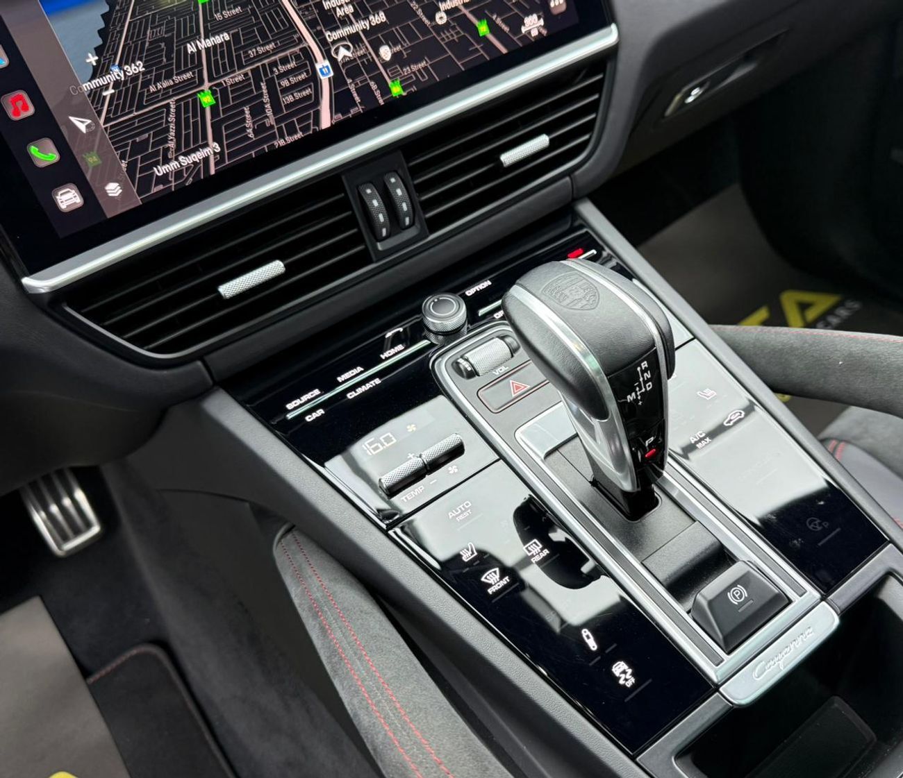 بورش كايان GTS Coupe 2022 Porsche Cayenne GTS Coupe, 2026 Porsche Warranty, Full Porsche Service History, GCC