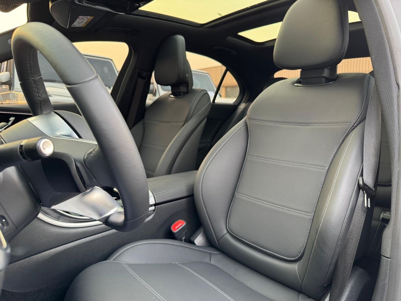 Mercedes-Benz C 200 Premium 2.0L