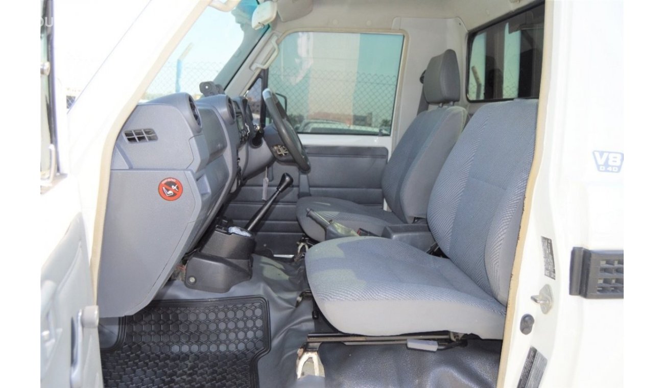 Toyota Hilux Full option clean car