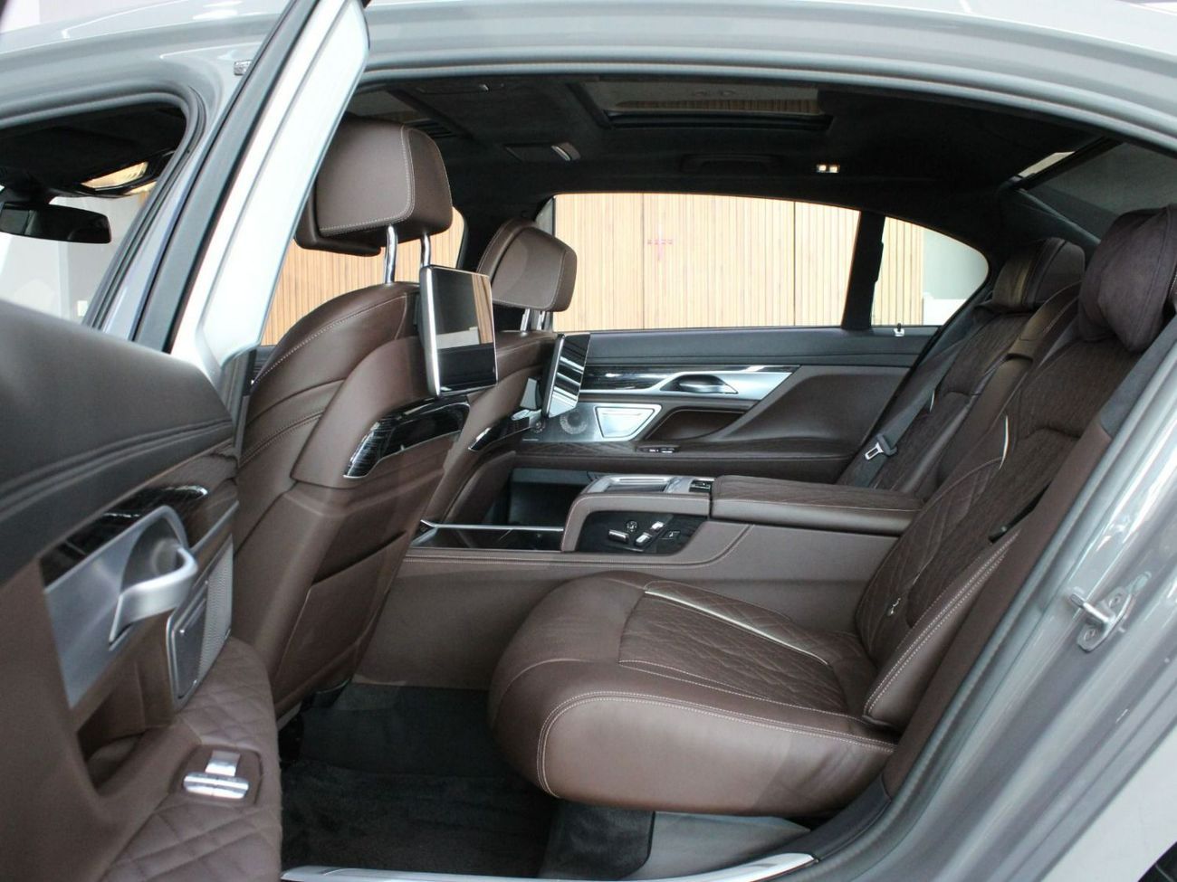 BMW 750Li XDrive - GCC