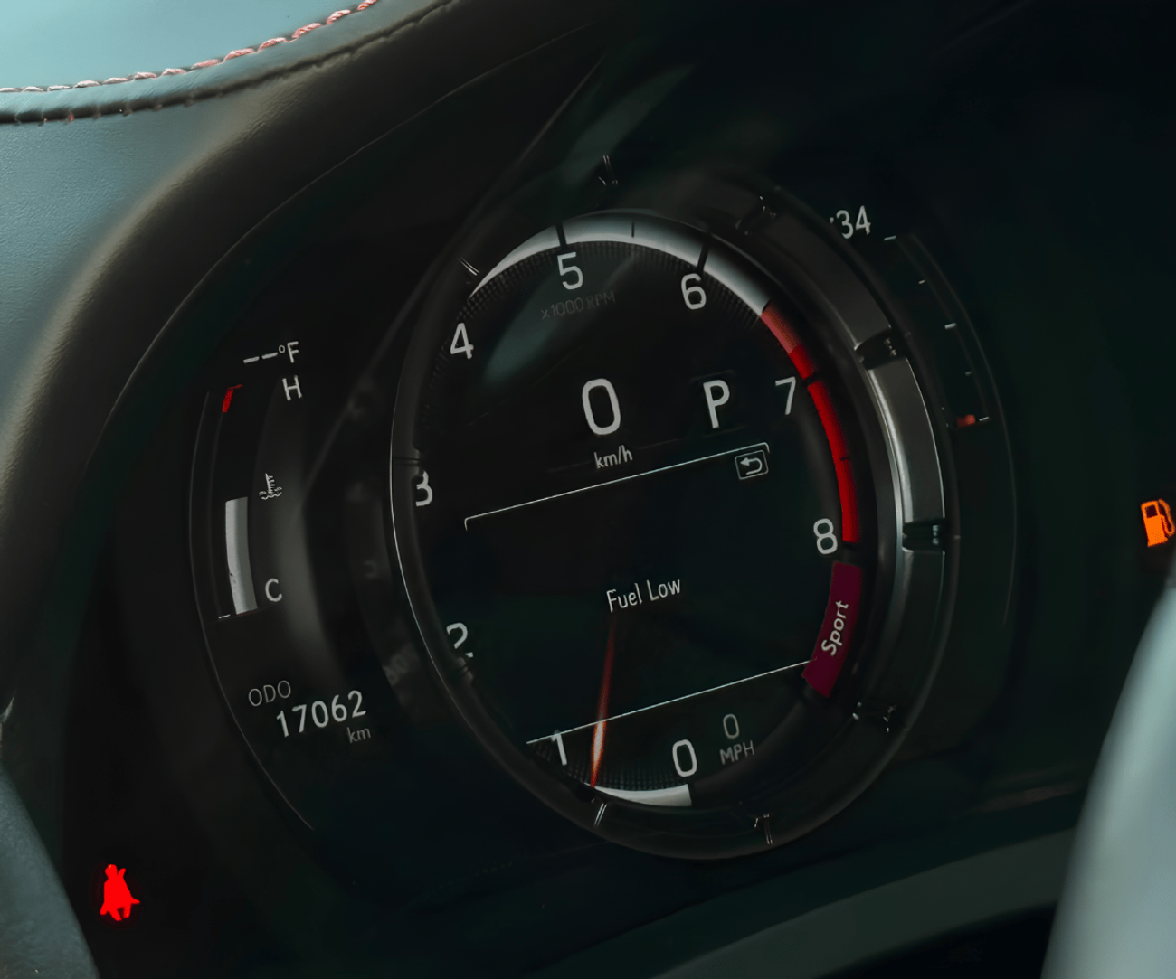 لكزس IS 350 F SPORT PRESTIGE
