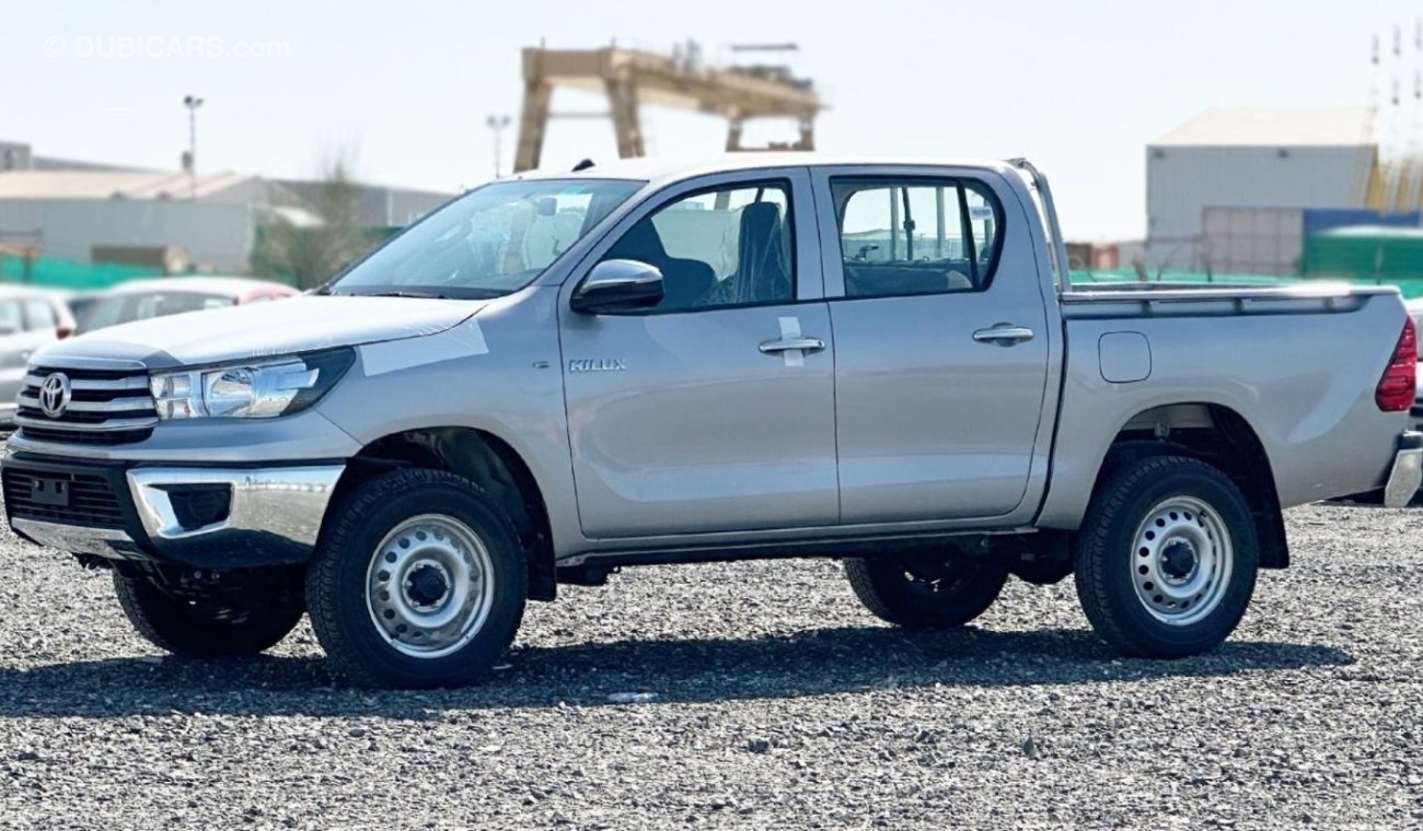 تويوتا هيلوكس Toyota hilux 2.4L 2023 basic option V4